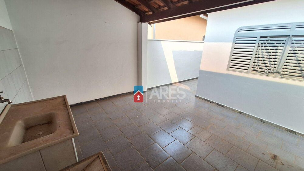 Casa, 3 quartos, 177 m² - Foto 2