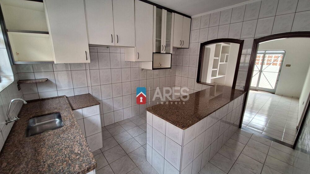Casa, 3 quartos, 177 m² - Foto 1
