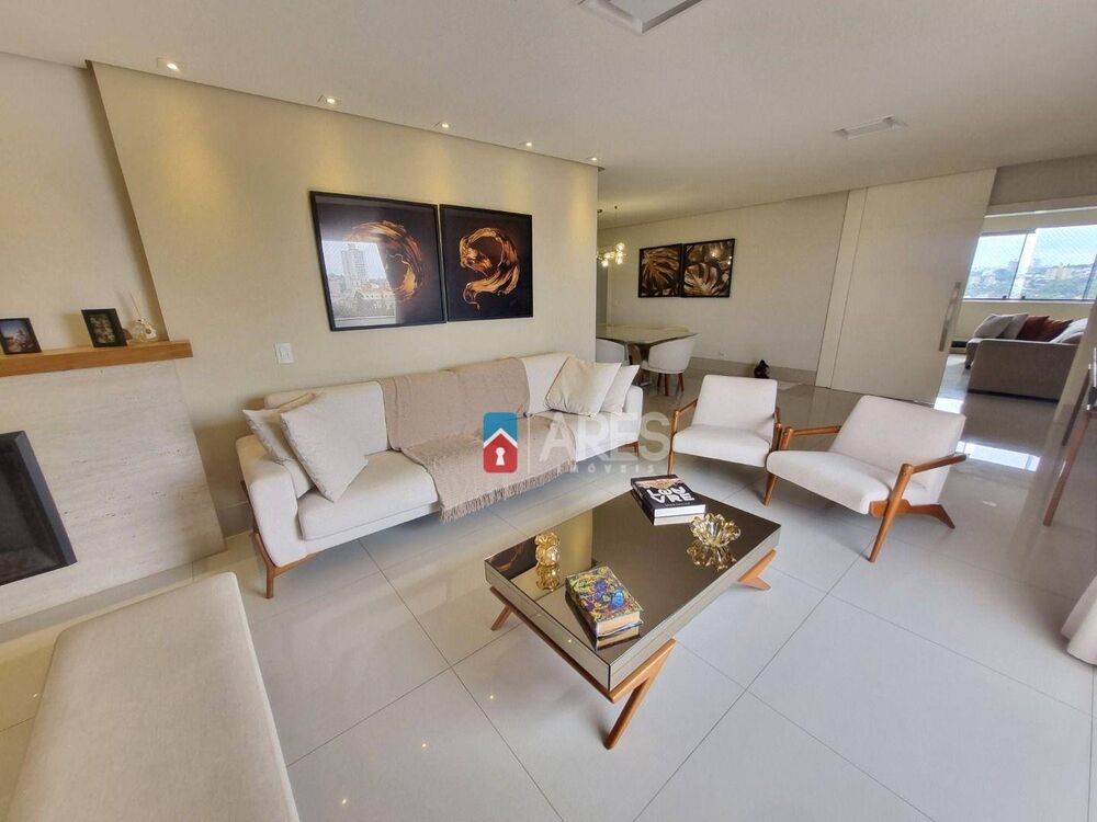 Apartamento, 3 quartos, 278 m² - Foto 1