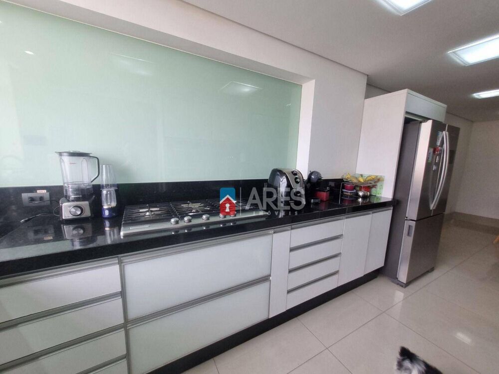 Apartamento, 3 quartos, 278 m² - Foto 3