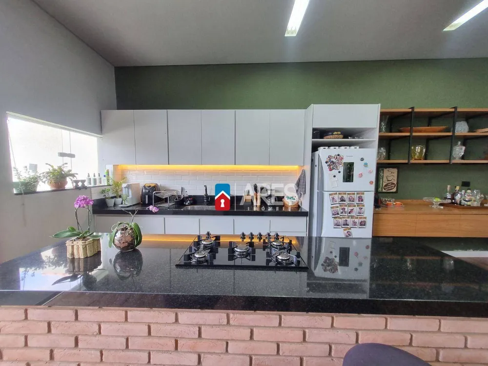 Casa, 1 quarto, 94 m² - Foto 1