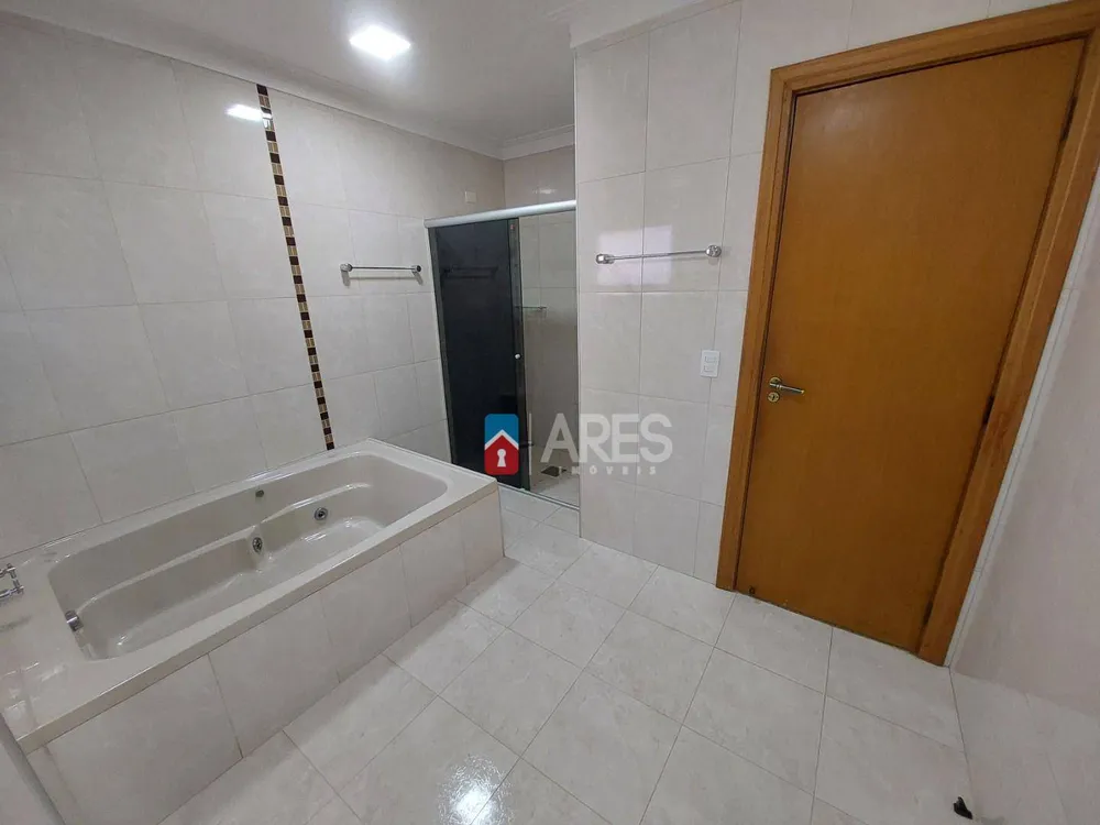 Casa, 3 quartos, 226 m² - Foto 7