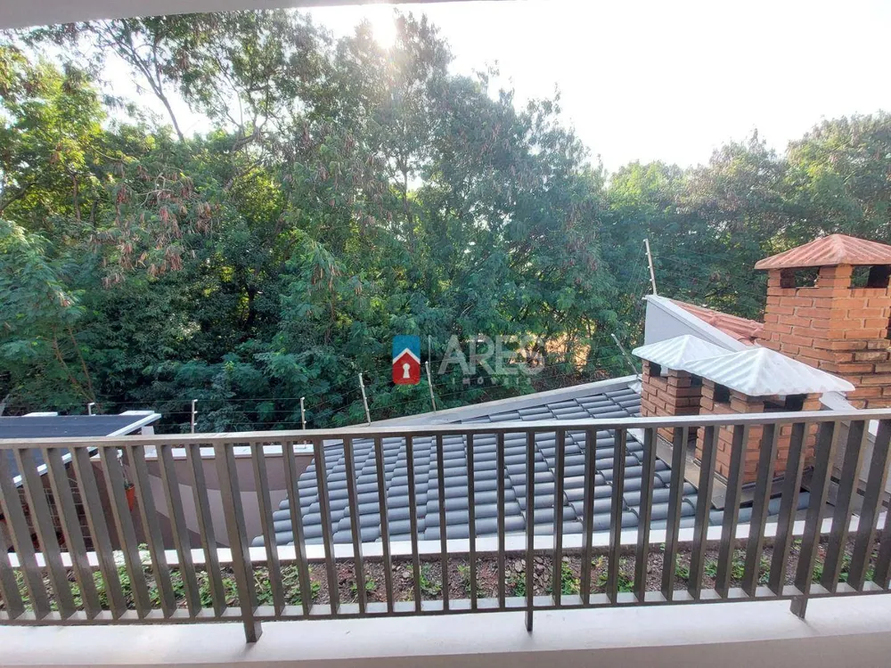 Casa, 3 quartos, 226 m² - Foto 2