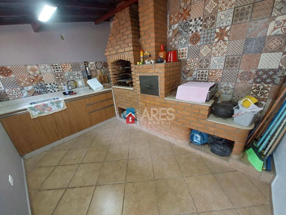 Casa, 3 quartos, 226 m² - Foto 3