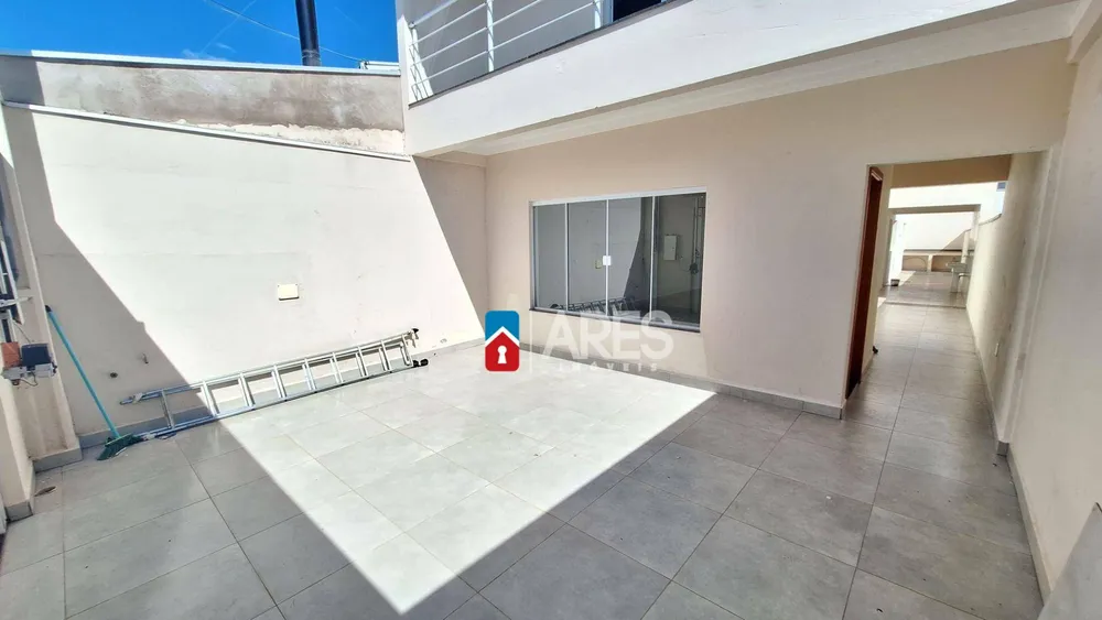Casa, 4 quartos, 197 m² - Foto 1