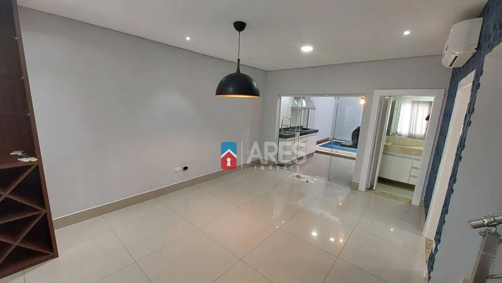 Casa, 4 quartos, 230 m² - Foto 3