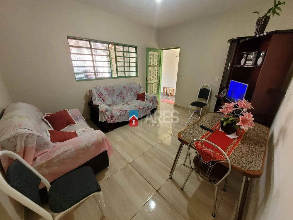 Casa, 2 quartos, 100 m² - Foto 2