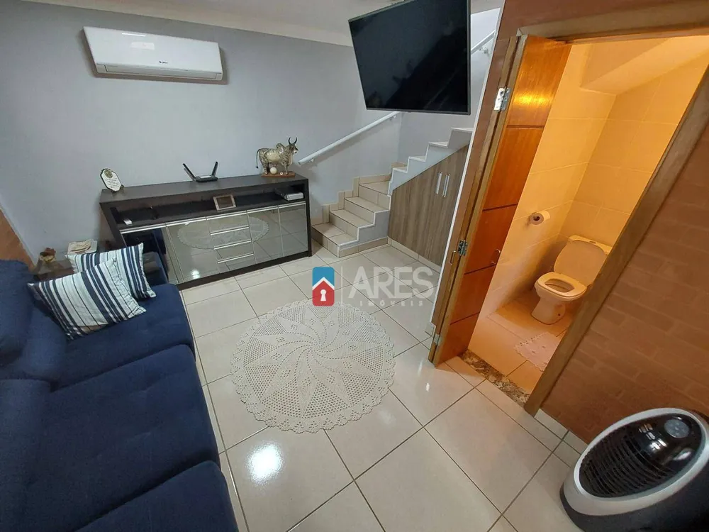 Casa, 3 quartos, 100 m² - Foto 1