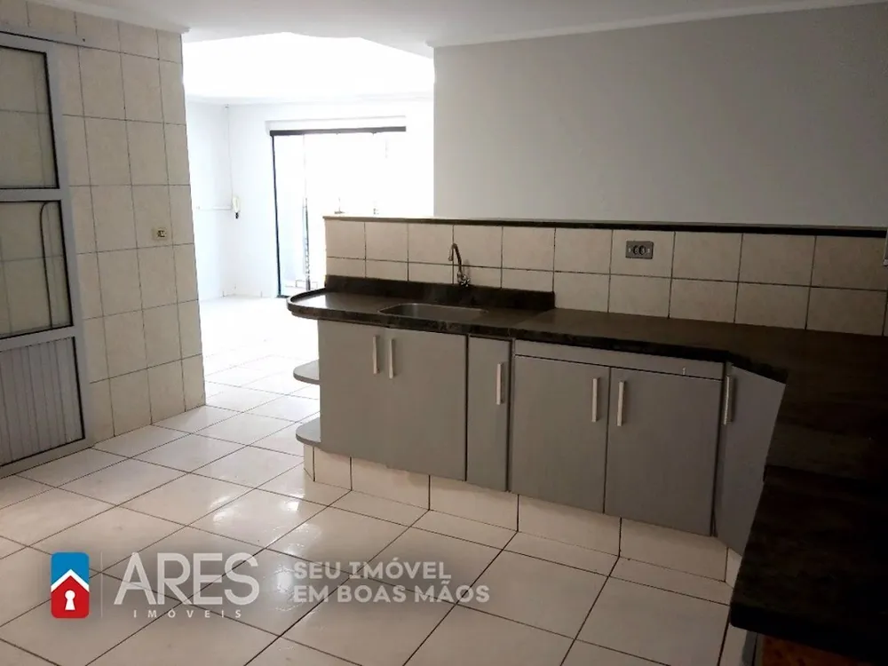 Casa, 3 quartos, 200 m² - Foto 9