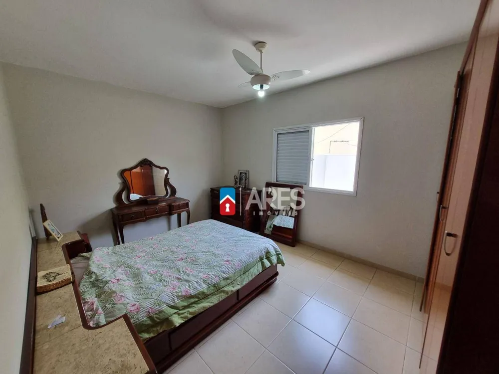 Casa, 3 quartos, 177 m² - Foto 4