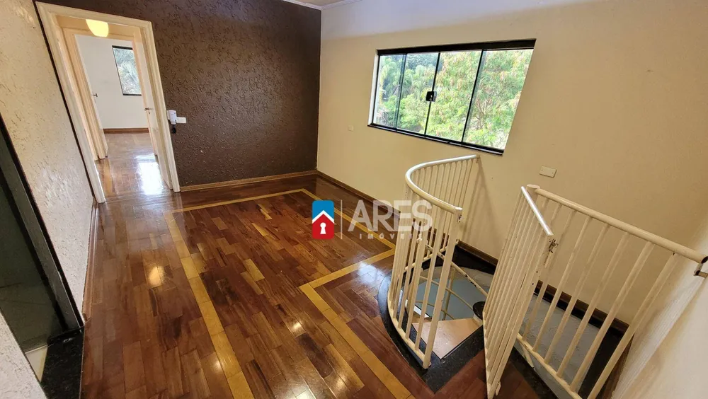 Casa, 4 quartos, 200 m² - Foto 2