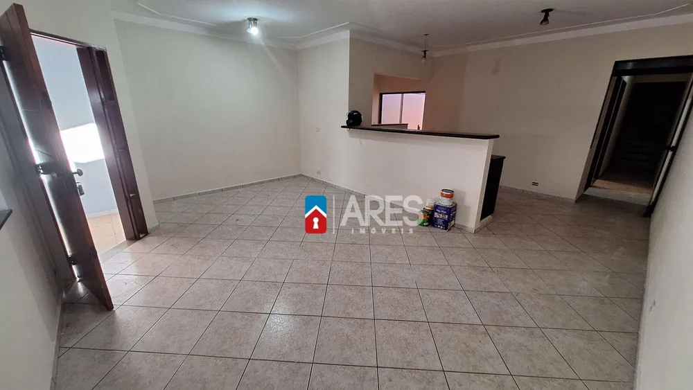 Casa, 3 quartos, 159 m² - Foto 1