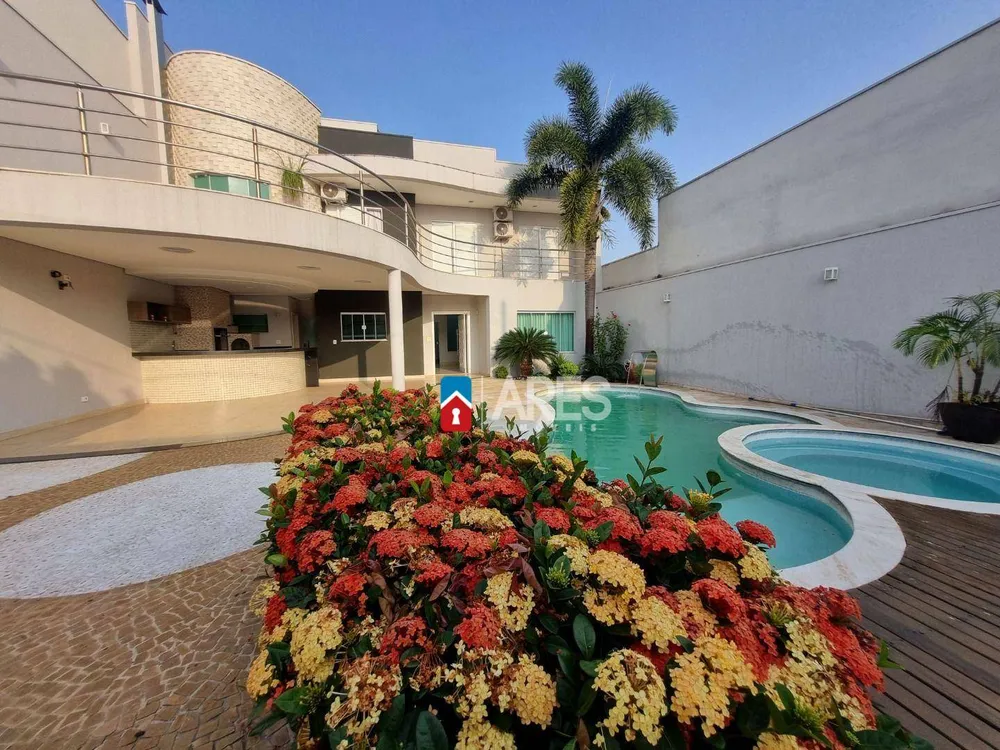 Casa, 3 quartos, 240 m² - Foto 1