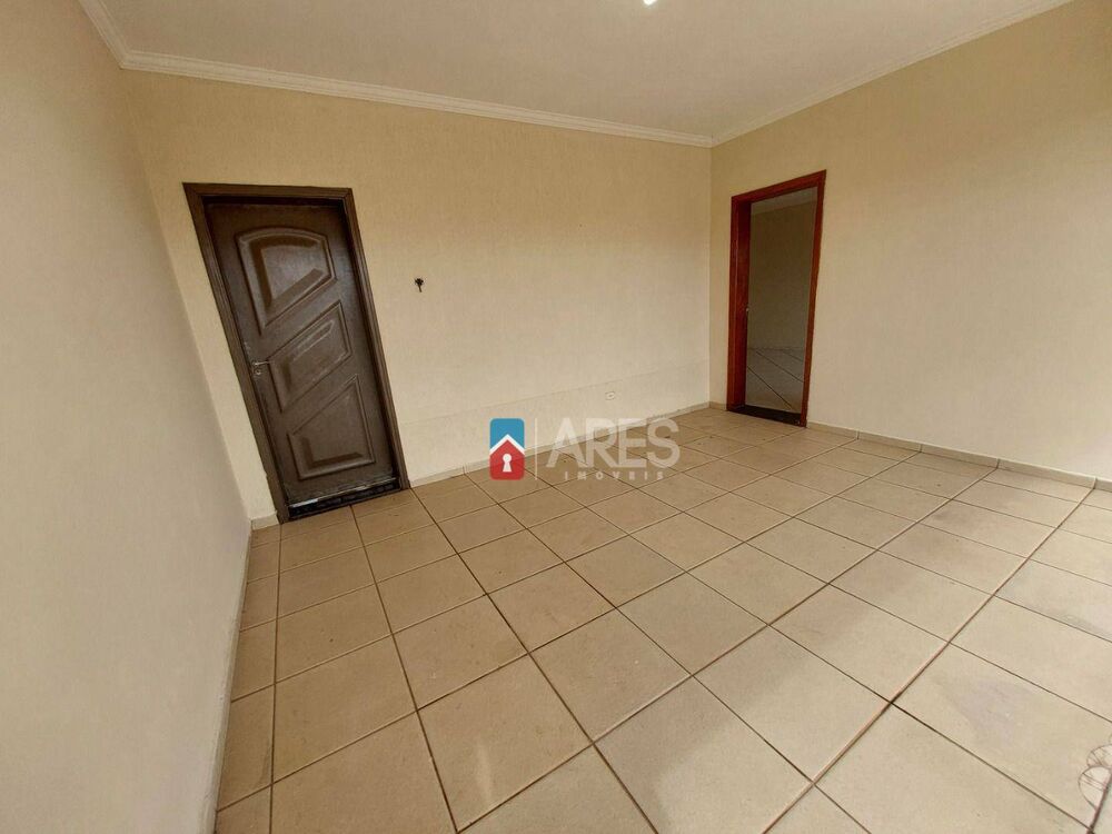 Casa, 3 quartos, 130 m² - Foto 2