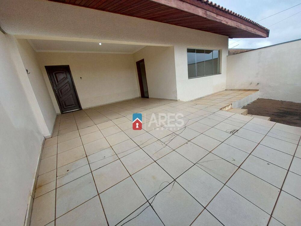 Casa, 3 quartos, 130 m² - Foto 1