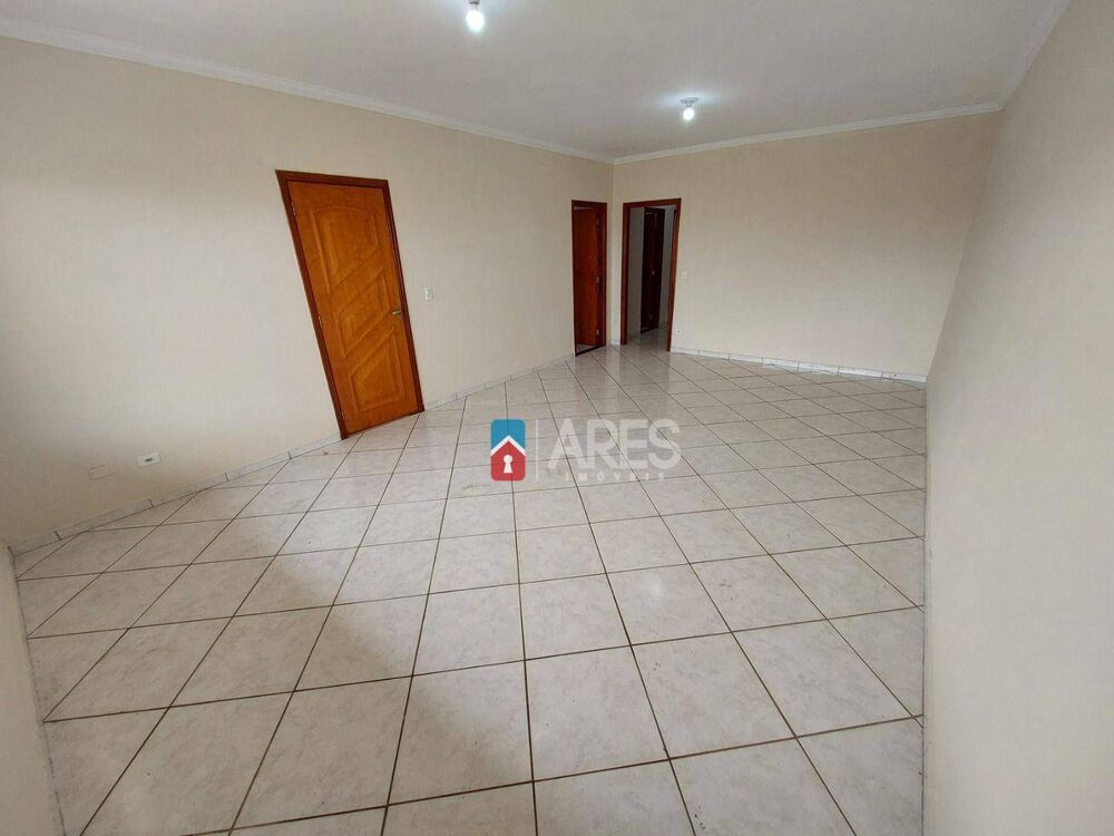 Casa, 3 quartos, 130 m² - Foto 4