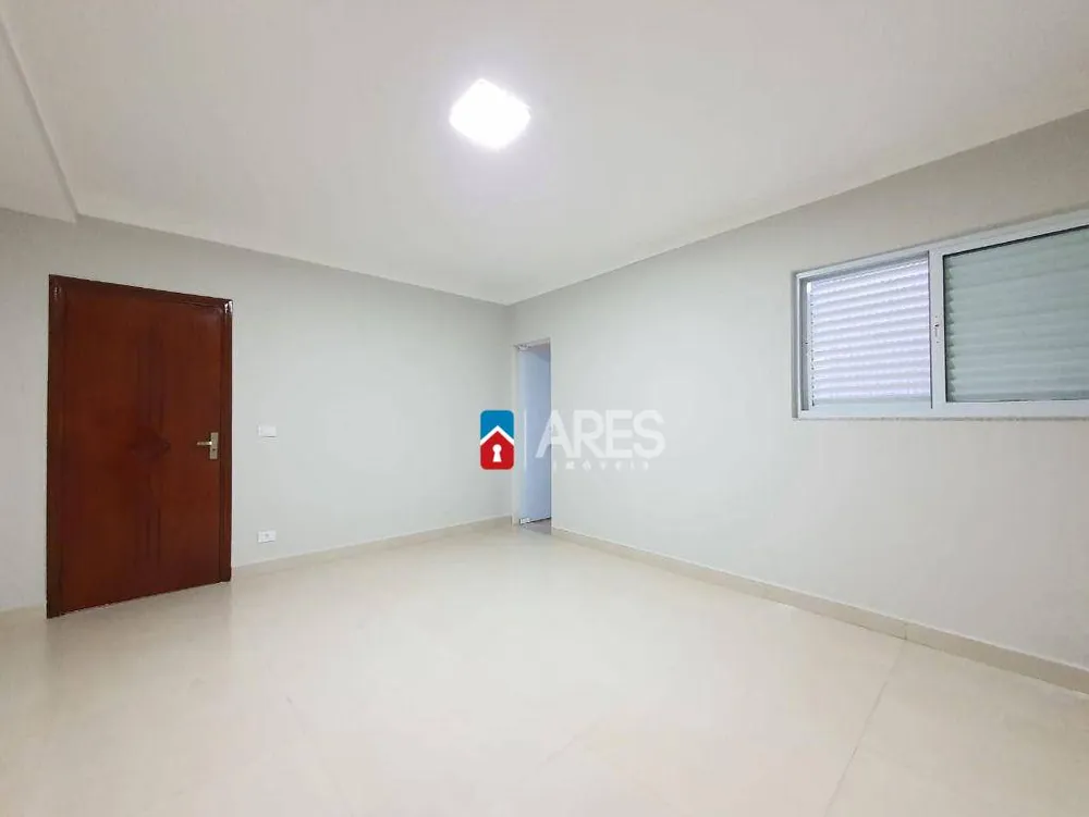 Casa, 4 quartos, 270 m² - Foto 14