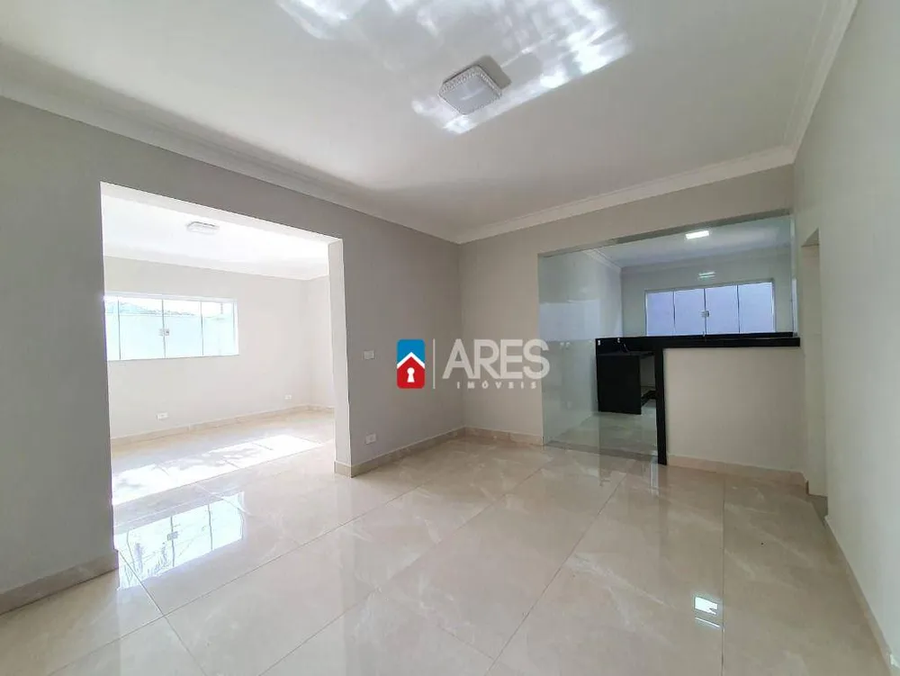Casa, 4 quartos, 270 m² - Foto 13