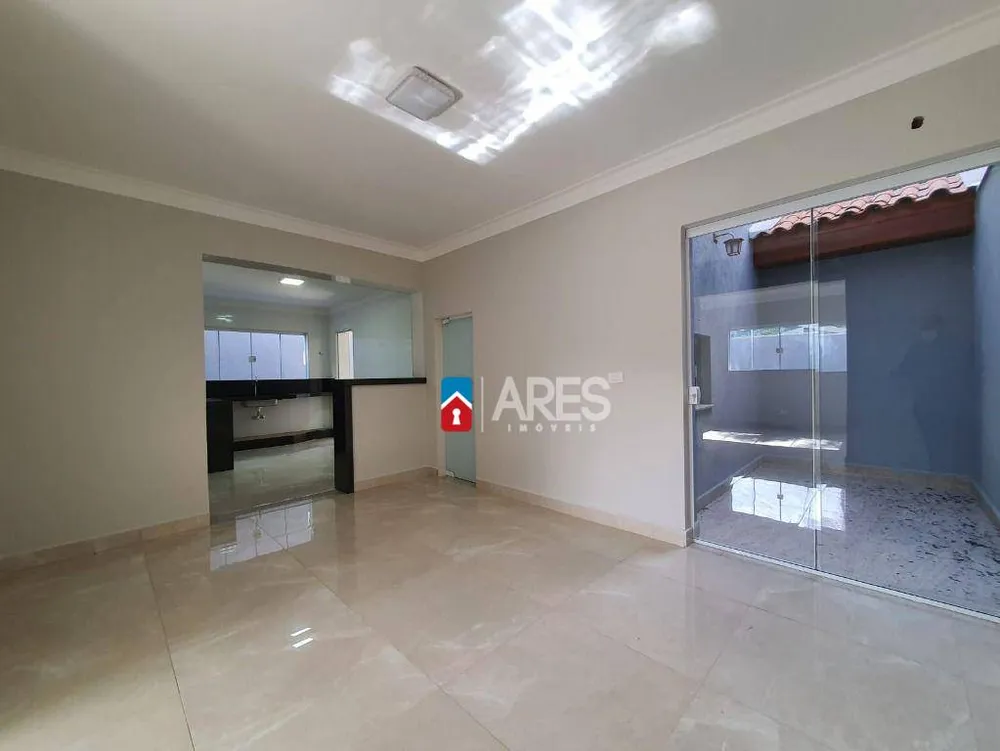 Casa, 4 quartos, 270 m² - Foto 3