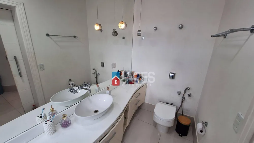 Casa, 3 quartos, 270 m² - Foto 11