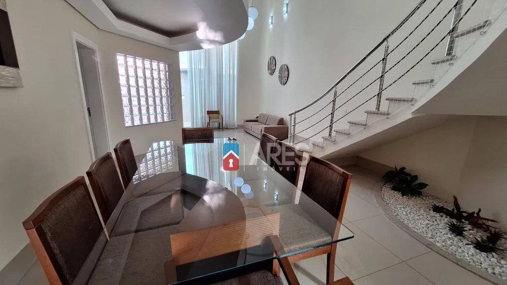 Casa, 3 quartos, 270 m² - Foto 3