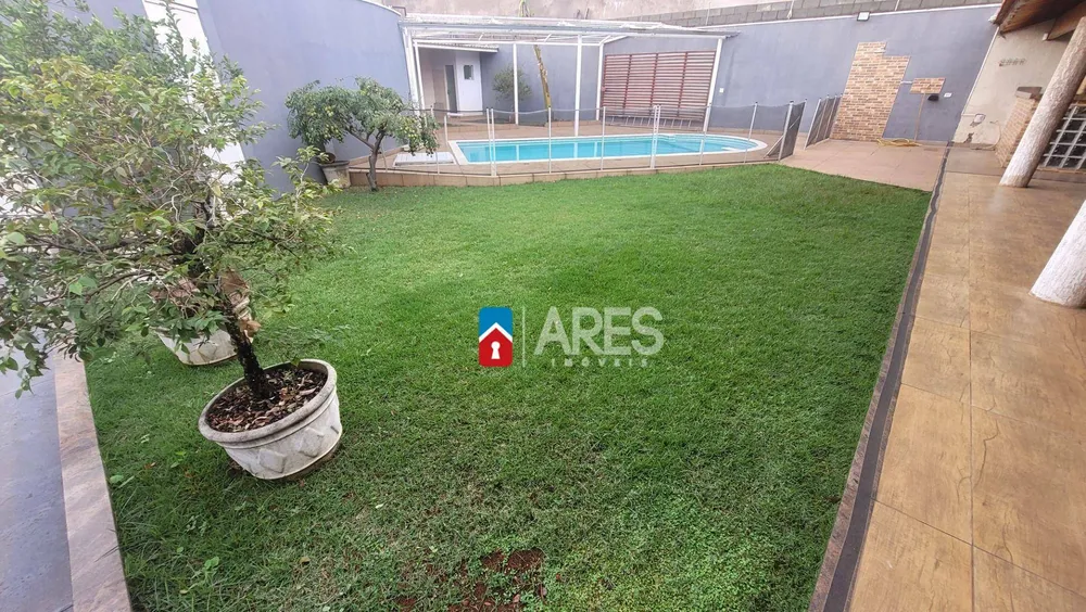 Casa, 3 quartos, 196 m² - Foto 3