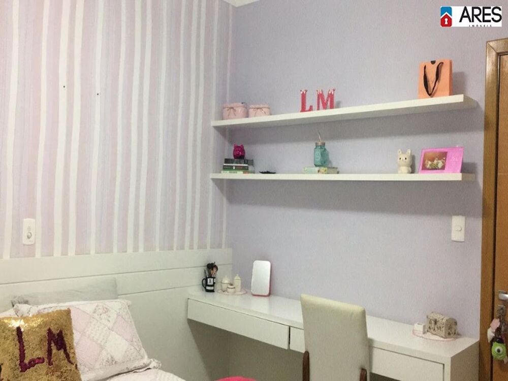 Apartamento à venda com 3 quartos, 144m² - Foto 2