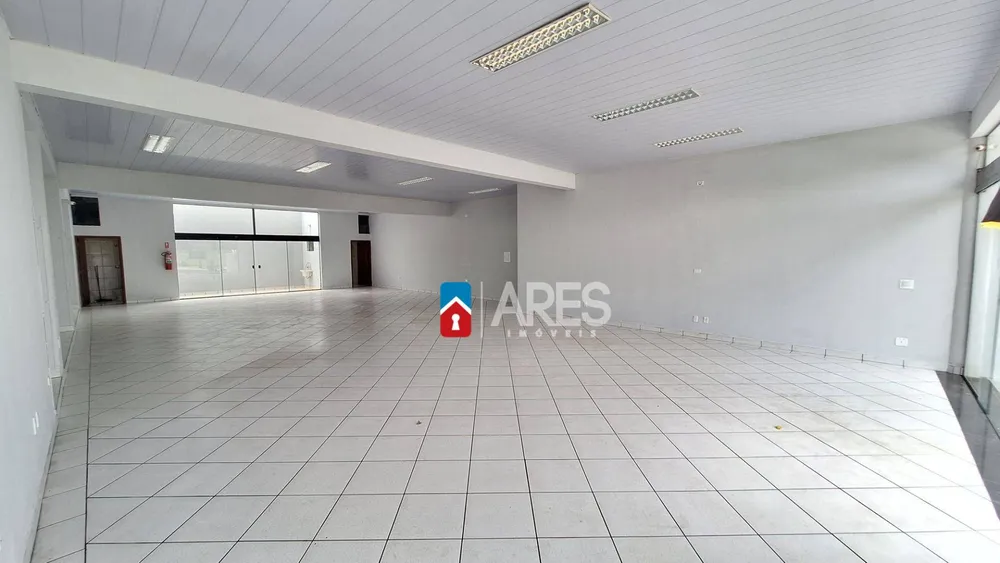 Loja-Salão, 200 m² - Foto 1