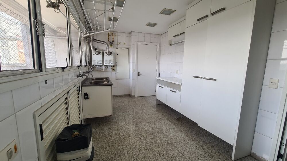 Cobertura para alugar com 4 quartos, 466m² - Foto 1