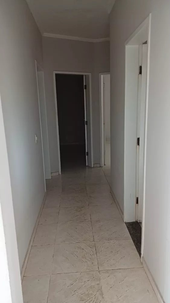 Casa, 3 quartos, 250 m² - Foto 6