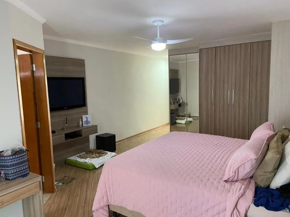 Sobrado, 4 quartos, 359 m² - Foto 2