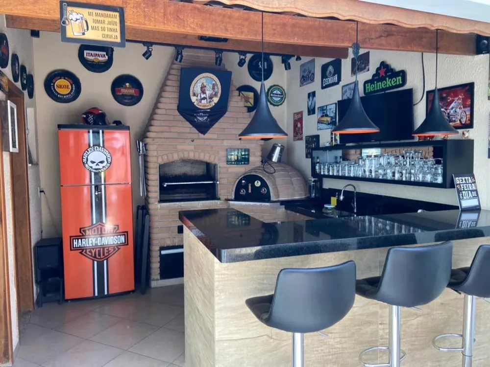 Sobrado, 4 quartos, 359 m² - Foto 1