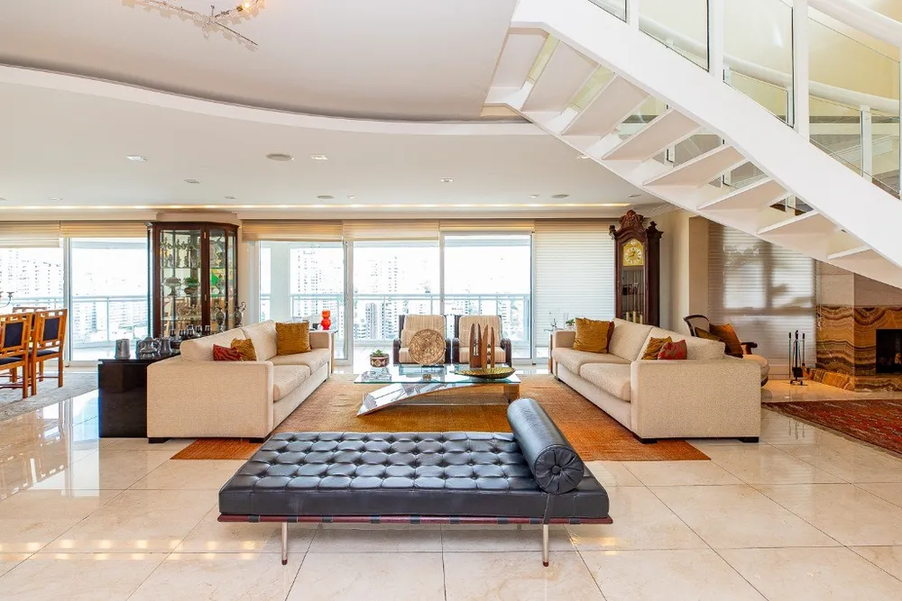 Cobertura, 3 quartos, 847 m² - Foto 2