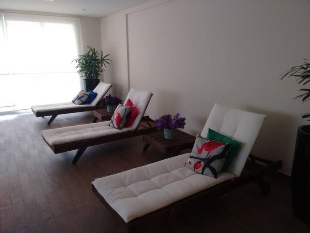 Apartamento para alugar com 2 quartos, 65m² - Foto 12