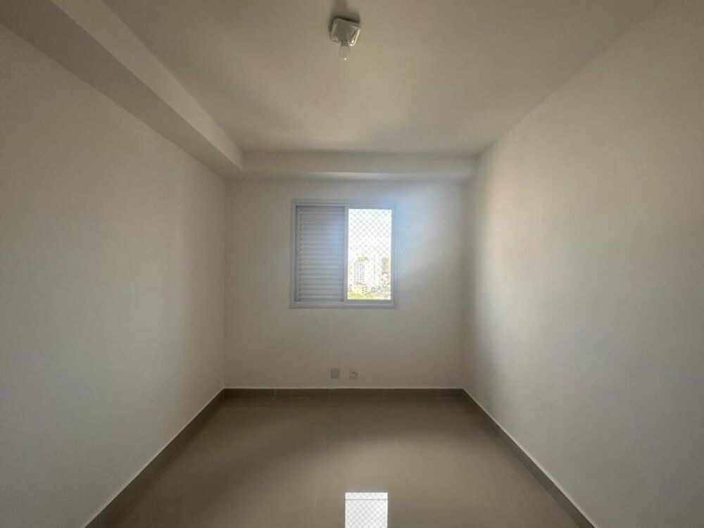 Apartamento para alugar com 2 quartos, 65m² - Foto 17