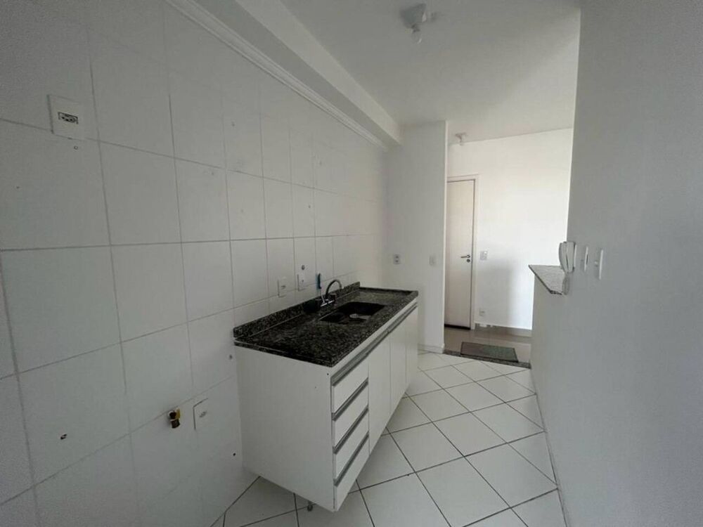 Apartamento para alugar com 2 quartos, 65m² - Foto 14