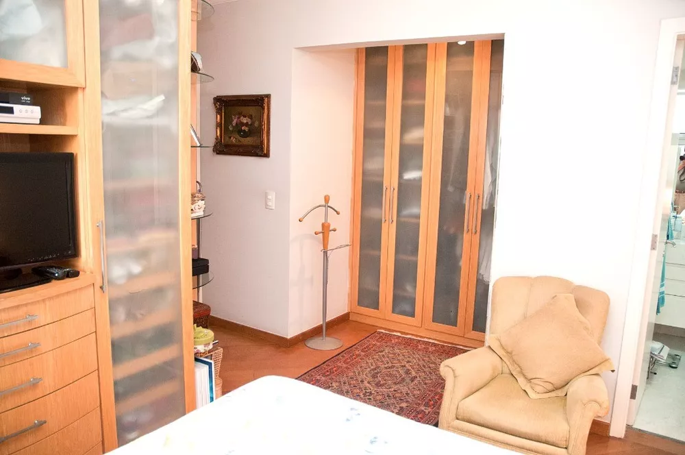 Apartamento à venda com 3 quartos, 143m² - Foto 14