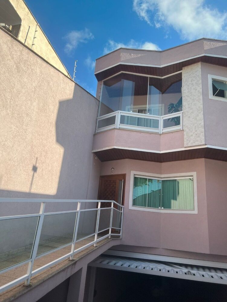 Sobrado, 3 quartos, 380 m² - Foto 1