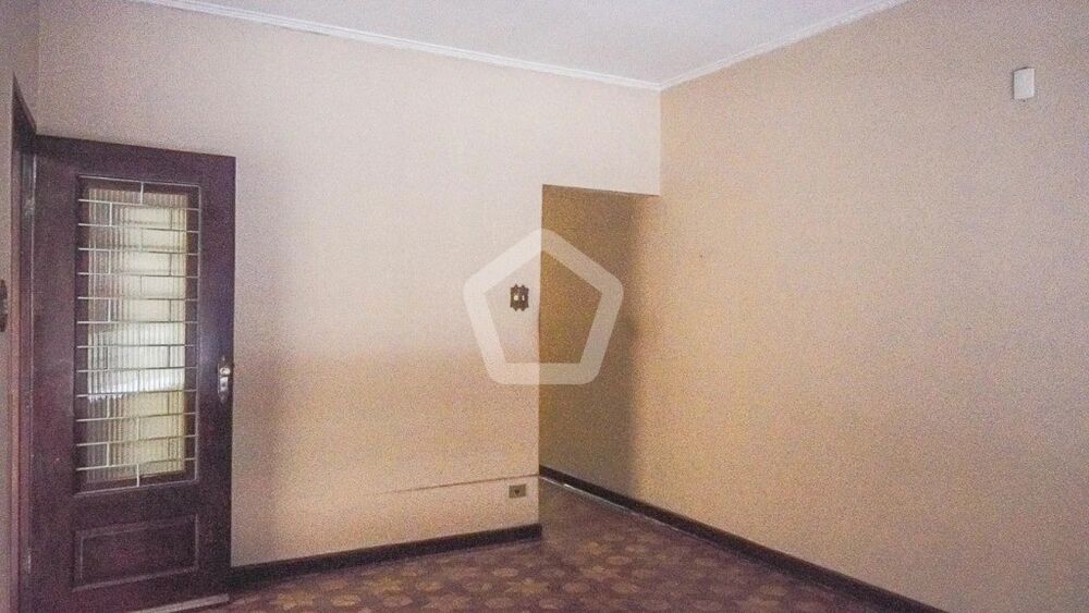 Casa à venda com 2 quartos, 244m² - Foto 3