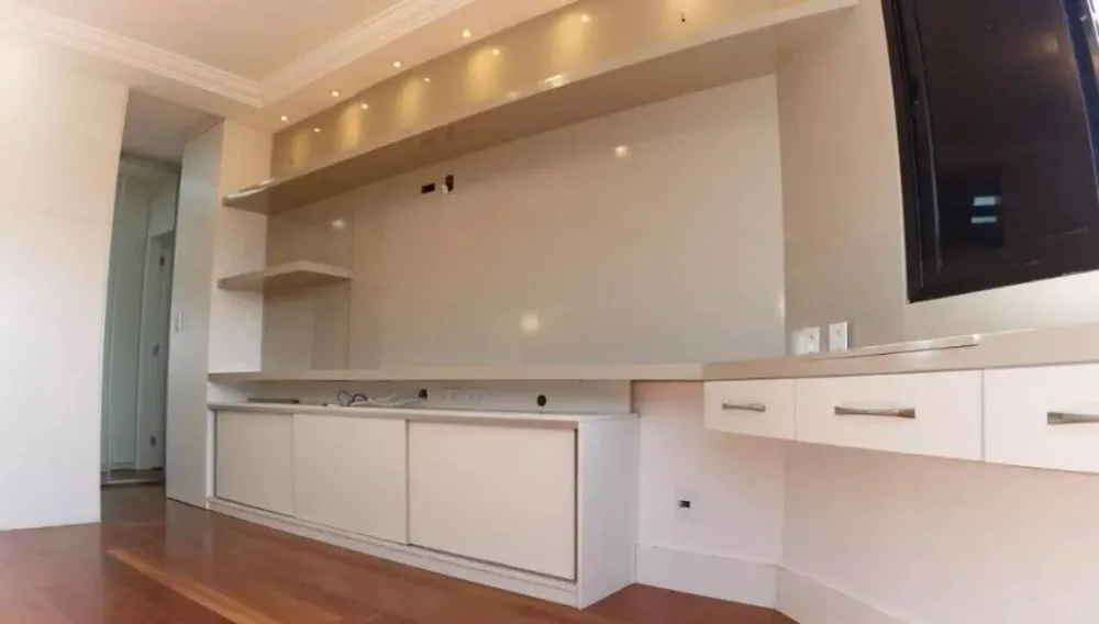 Apartamento, 3 quartos, 229 m² - Foto 2