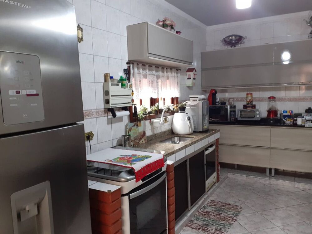 Sobrado, 4 quartos, 292 m² - Foto 1