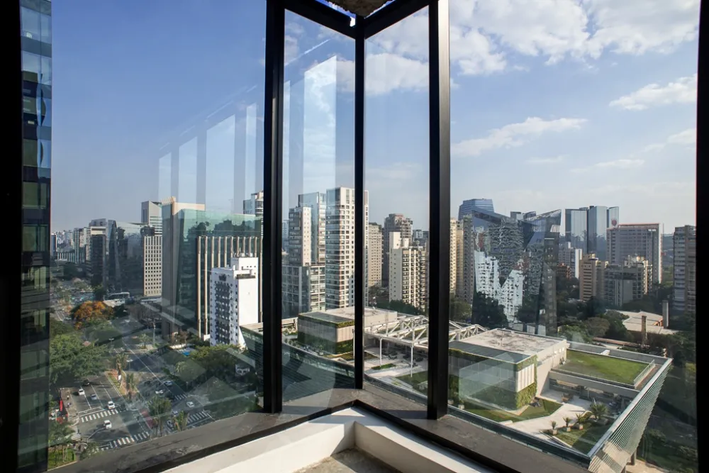 Loja-Salão, 1372 m² - Foto 1