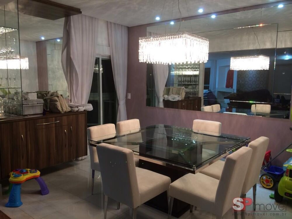 Apartamento, 3 quartos, 200 m² - Foto 1
