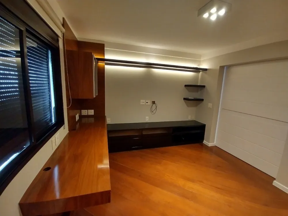 Apartamento, 3 quartos, 197 m² - Foto 9