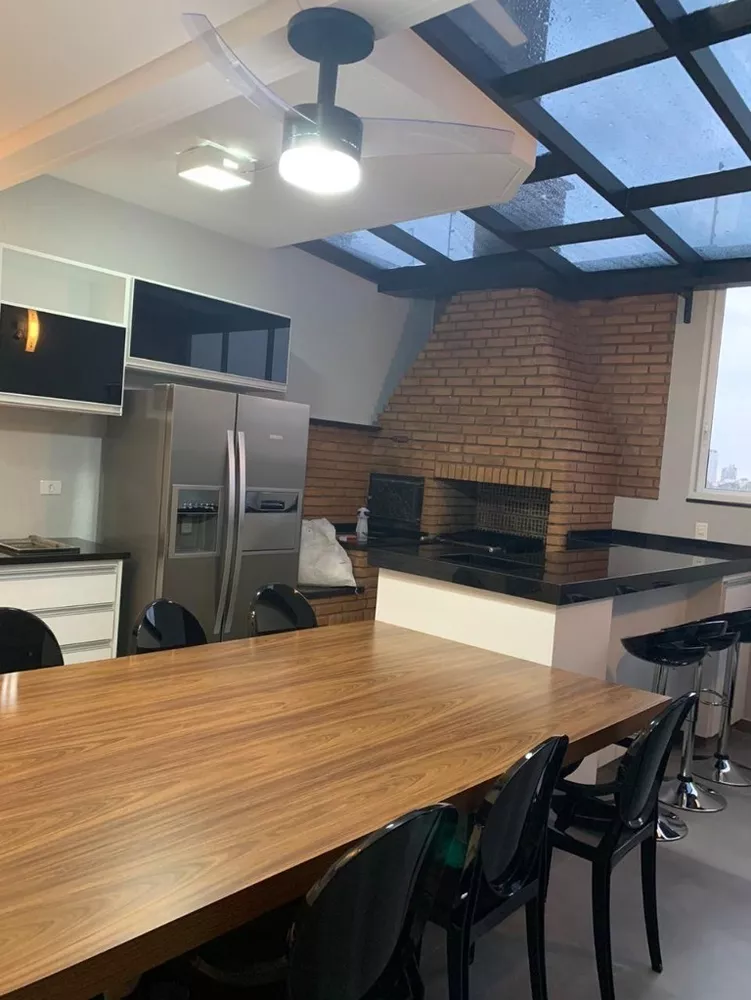 Sobrado, 3 quartos, 294 m² - Foto 1