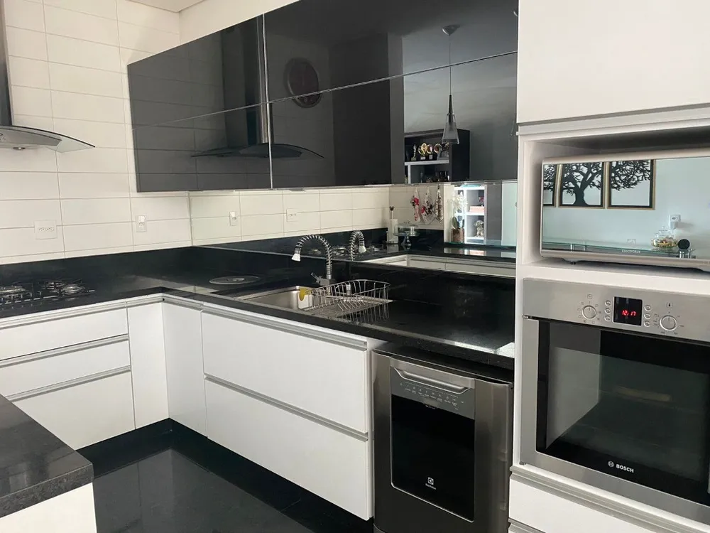 Sobrado, 3 quartos, 294 m² - Foto 11