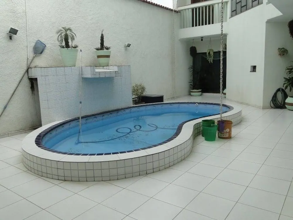 Sobrado, 4 quartos, 630 m² - Foto 1