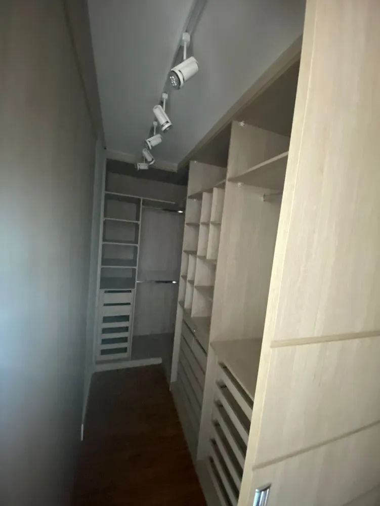 Apartamento, 4 quartos, 223 m² - Foto 11
