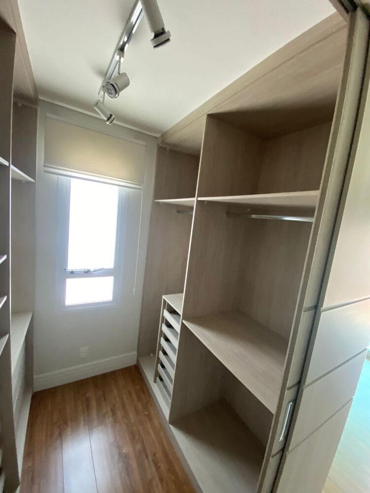 Apartamento, 4 quartos, 223 m² - Foto 1