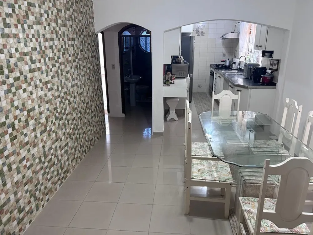 Casa, 3 quartos, 225 m² - Foto 9